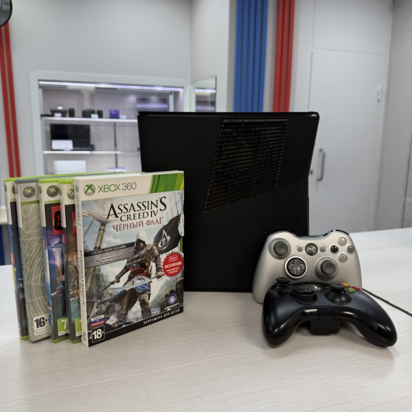 Игровая приставка XBOX 360s