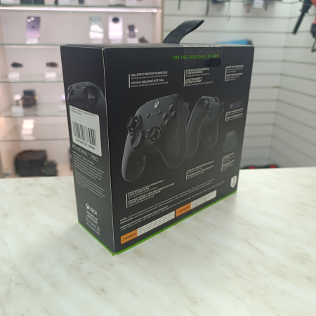 Геймпад razer wolverine v3 pro