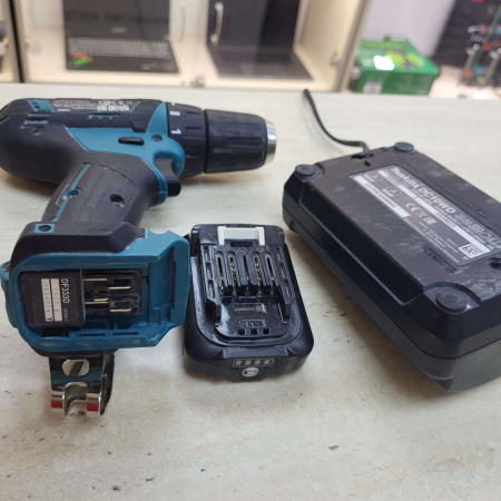 Шуруповерт MAKITA DF333D