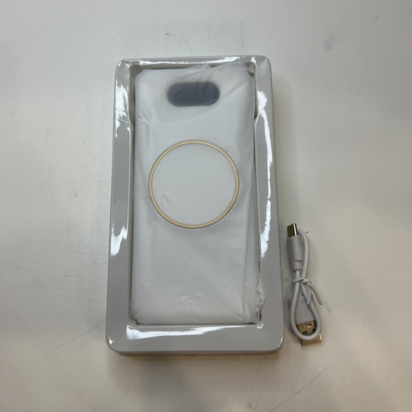 Внешний аккумулятор USB BACKUP POWER 10000mah беспроводной 10000 Внешний аккумулятор USB BACKUP POWER 10000mah беспроводной 10000