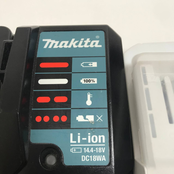Зарядное устройство MAKITA DC18WA U + АКБ 14.4в 