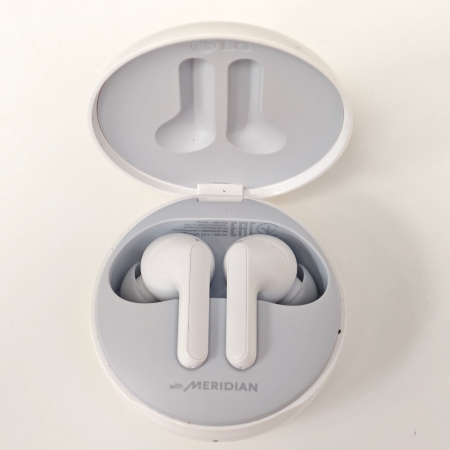 Наушники LG  tone meridian