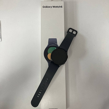 Смарт часы SAMSUNG Watch 5 40mm sm-r900