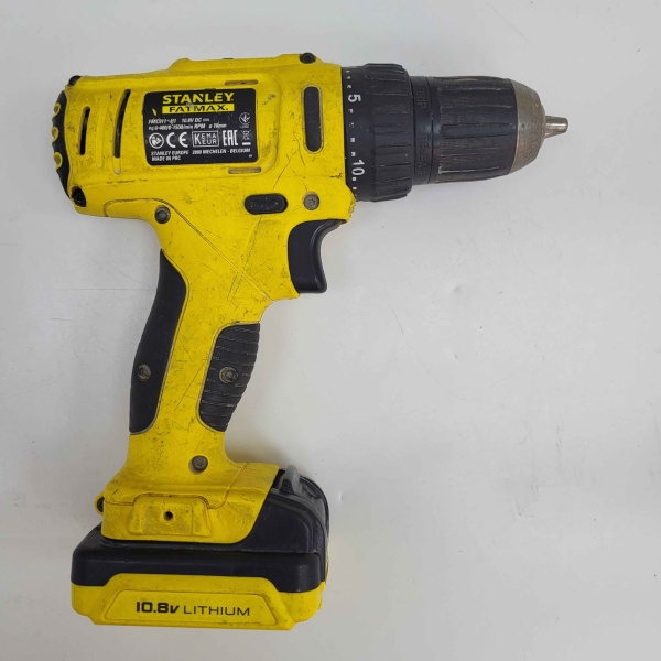 Шуруповерт STANLEY Fatmax fmc011