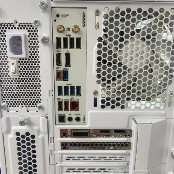 Системный блок AMD Ryzen 5 7600X/ 32 Гб/// Palit GeForce GTX 1660 Ti Dual OC 6GB
