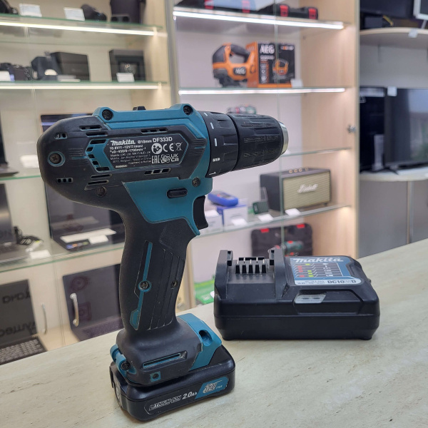 Шуруповерт MAKITA DF333D