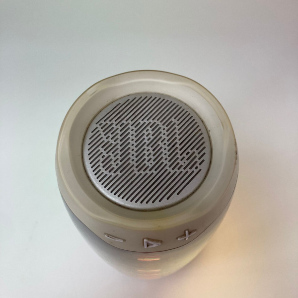 Колонки JBL PULSE 4  Колонки JBL PULSE 4