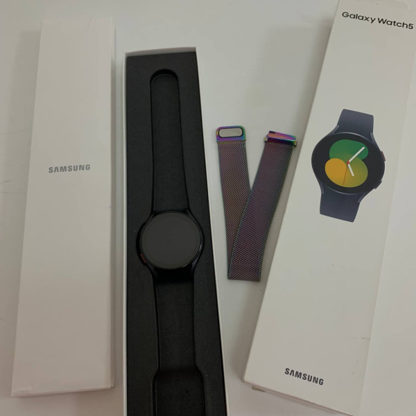 Смарт-часы Samsung Galaxy Watch5 40mm Смарт-часы Samsung Galaxy Watch5 40mm
