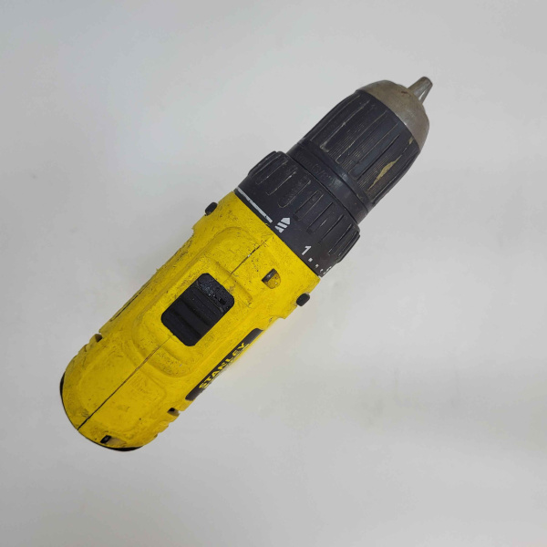 Шуруповерт STANLEY Fatmax fmc011