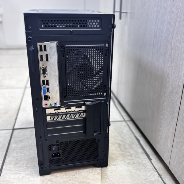 Системный блок I5-12RTX3050 Intel Core i5-12400F/ 16 Гб/// NVIDIA GeForce RTX 3050 8GB