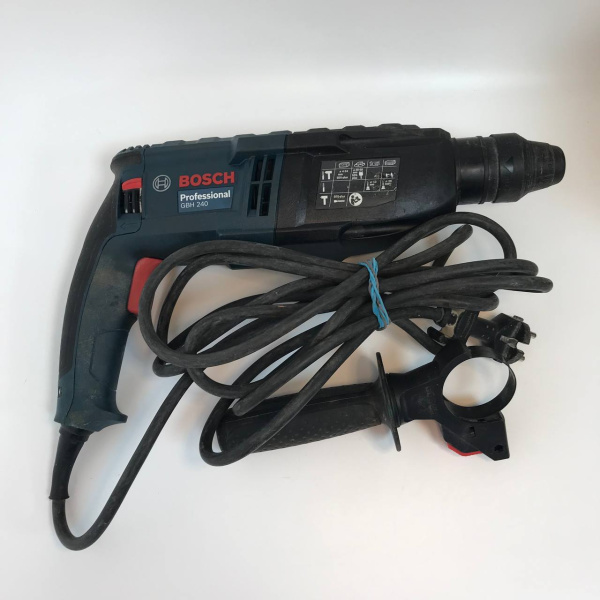 Перфоратор BOSCH  gbh240 Перфоратор BOSCH  gbh240