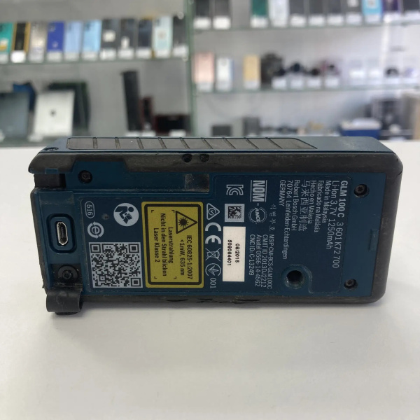 Лазерный уровень BOSCH  glm 100c