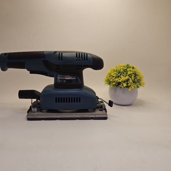 Шлифмашина MAKITA BO3710 Шлифмашина MAKITA BO3710
