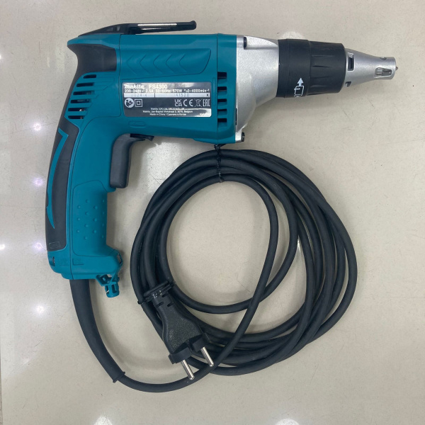 Шуруповерт MAKITA  fs4300 Шуруповерт MAKITA  fs4300