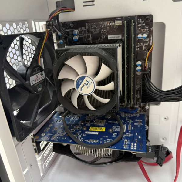 Системный блок ARDOR GAMING  Intel Core i5-4430/ 16 Гб/// NVIDIA GeForce GT 650M 2GB