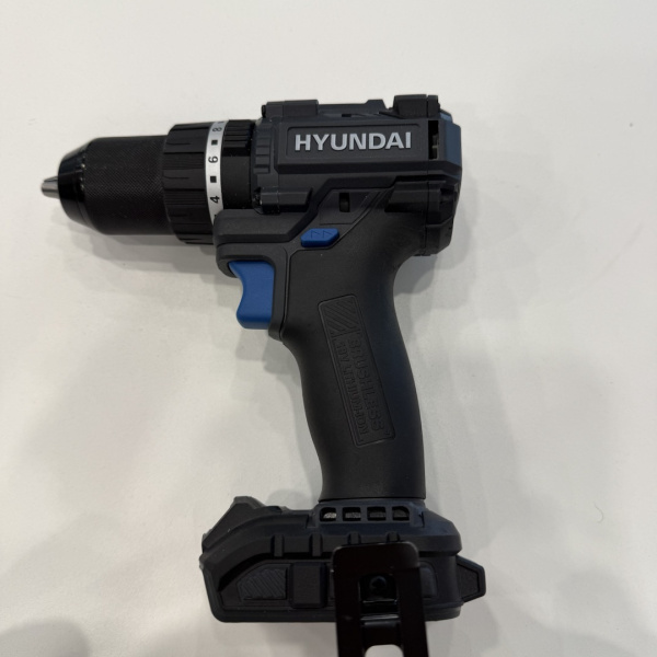 Шуруповерт Hyundai hd 18 b-90i24c