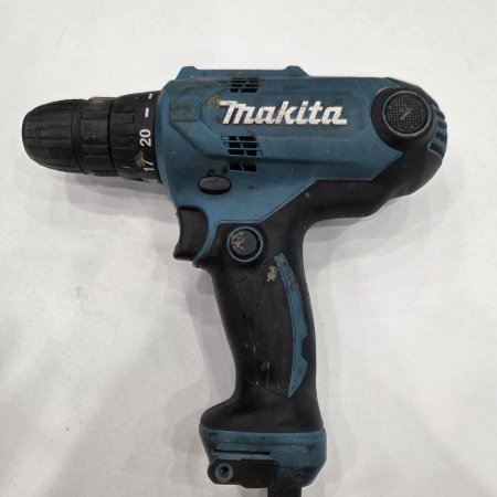 Шуруповерт MAKITA  df0300