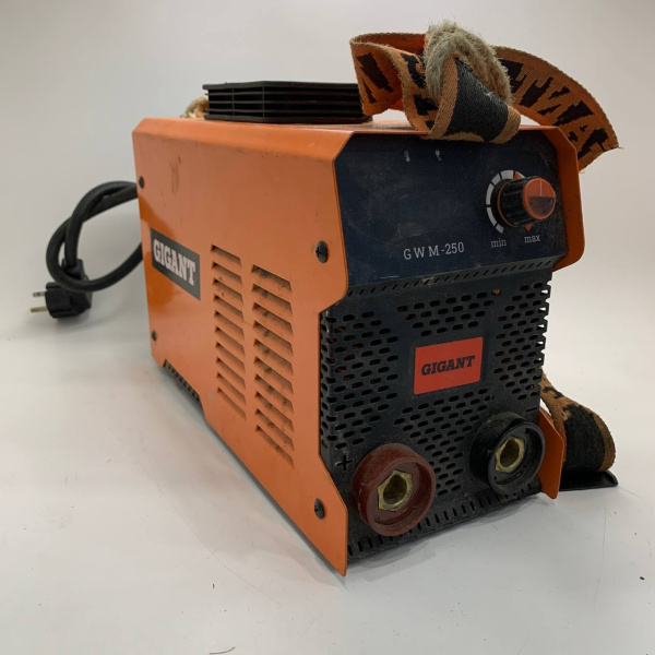 Сварочный аппарат GIGANT  gwm-250