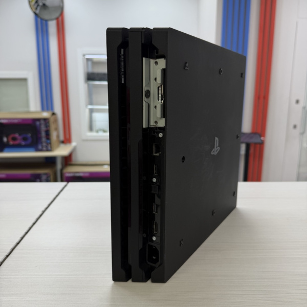 Игровая приставка SONY Sony Playstation 4 PRO cuh-700bb
