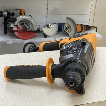 Перфоратор DEKO DKH1350W BMC 