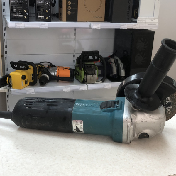 Ушм MAKITA  ga5040c