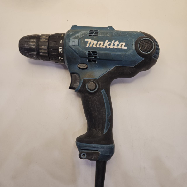 Шуруповерт MAKITA  df0300 Шуруповерт MAKITA  df0300