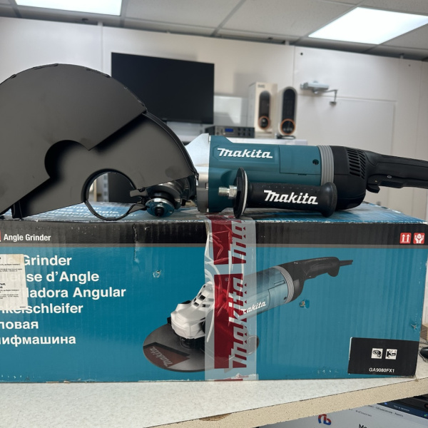 Ушм MAKITA GA9080 